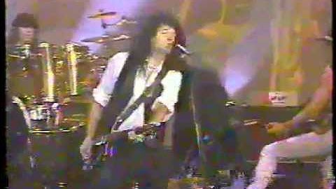 Brian May and Slash - Tie Your Mother Down - Tonight Show