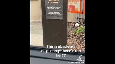 Rude customer cusses out worker ￼