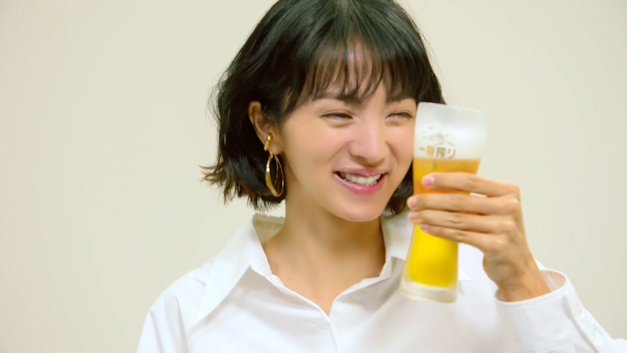 Cm キリン ビール キリンビールが、TVCM「よろこびがあふれ出す 娘とグラス」篇を12月27日（日）より全国で順次オンエア開始