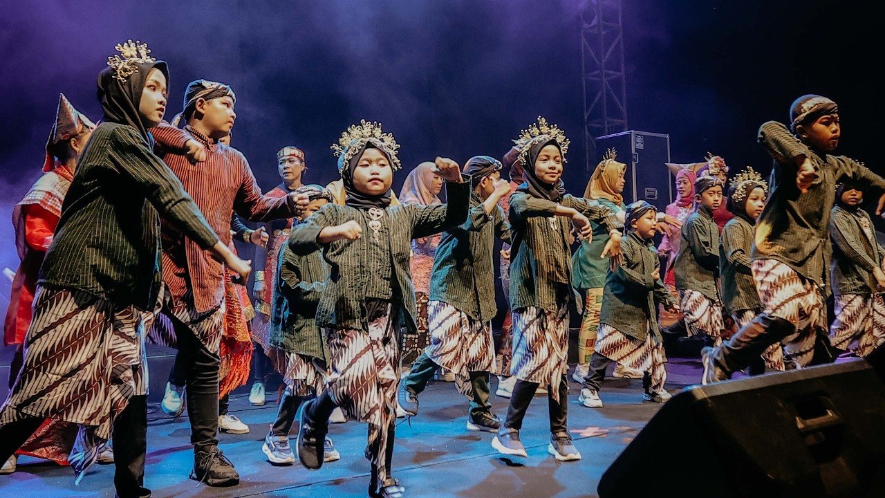 (DAY 1) - TARI NUSANTARA KOLABORASI T RT 06 - GADUNGSARI FESTIVAL 2025