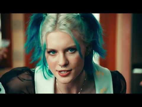 Devon Again x Journeys - People v. Maryanne Sue and lover (Official Live Performance)