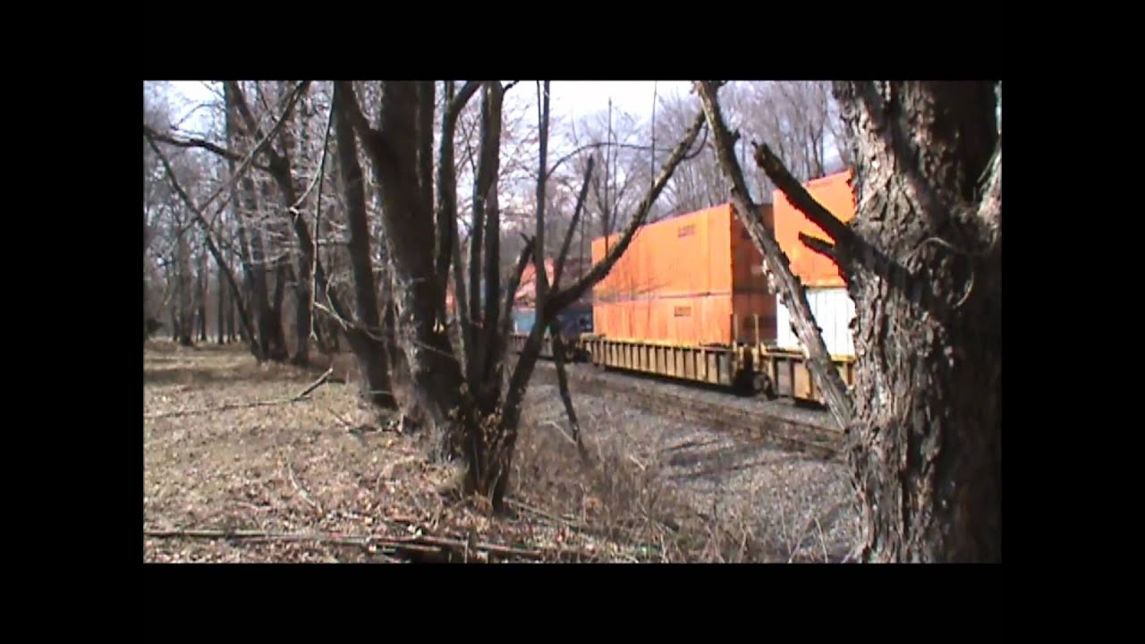 CSX Q190 Has Two AC4400s Lead Through Clark, NJ