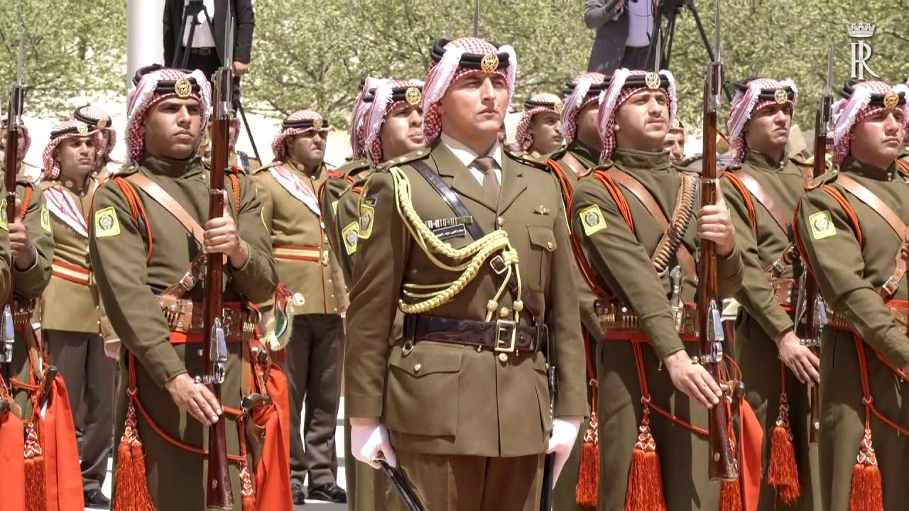Il Presidente Mattarella al Palazzo Reale ricevuto da Sua Maestà, il Re Abdullah II