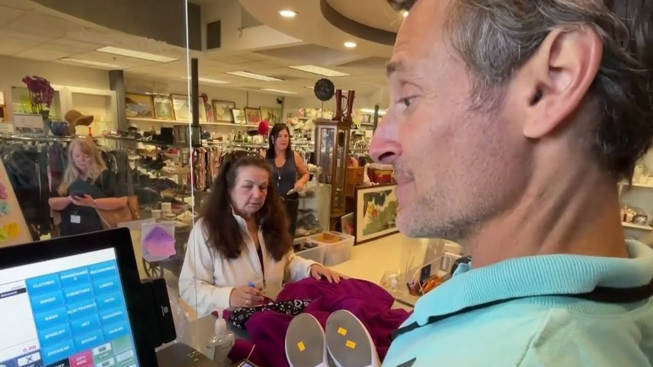 Burlingame thrift store manager returns 5,000 found in donated