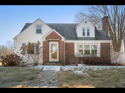 27 William Avenue, Seekonk, MA home video tour