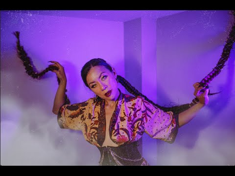 Ninani (Official Music Video) - Eunice Keitan Ft. Dee Devan
