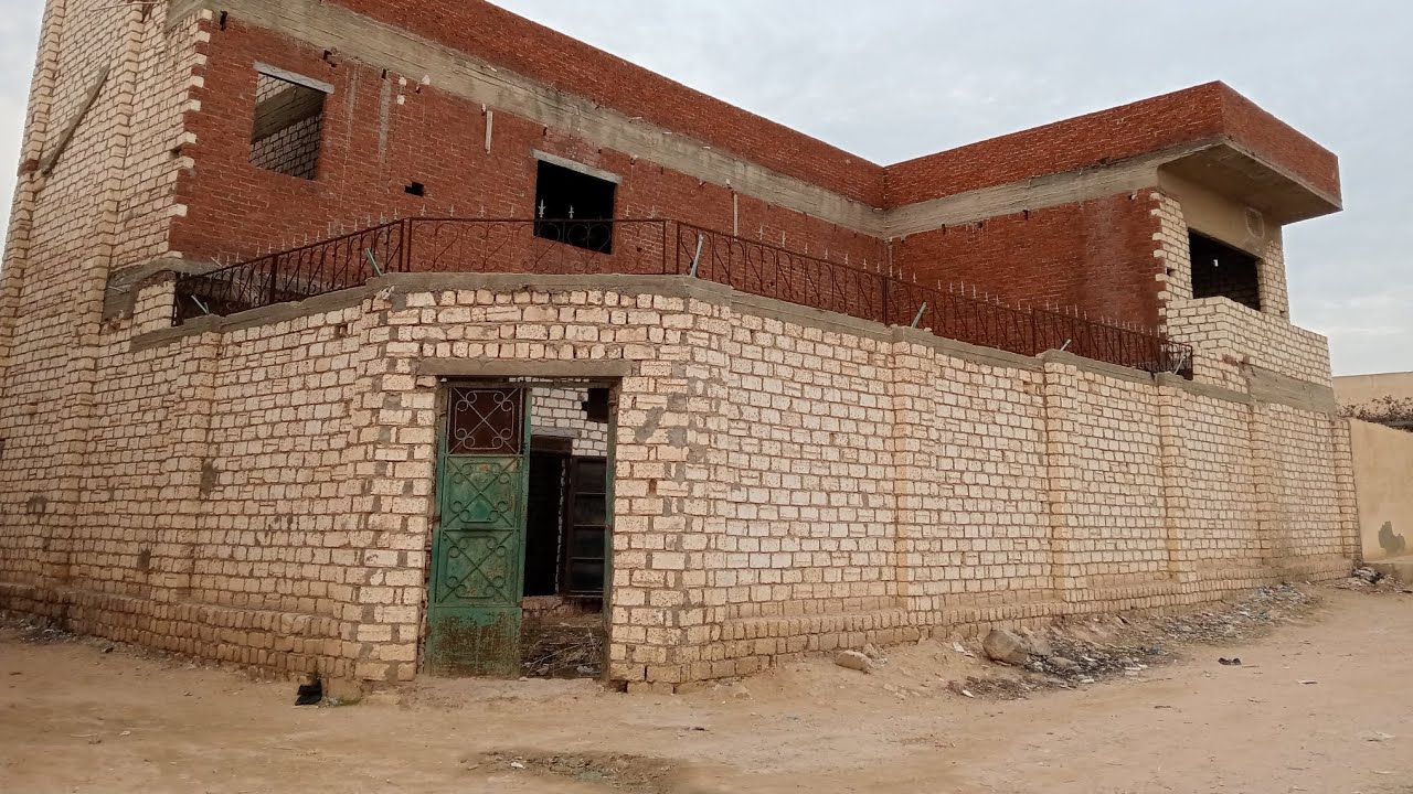 منزل بزريبه سكنى انتاجى مساحة 200متر للتواصل محمود للتسويق العقاري 01010150636