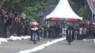 Honda Beat VS Ninja R.
