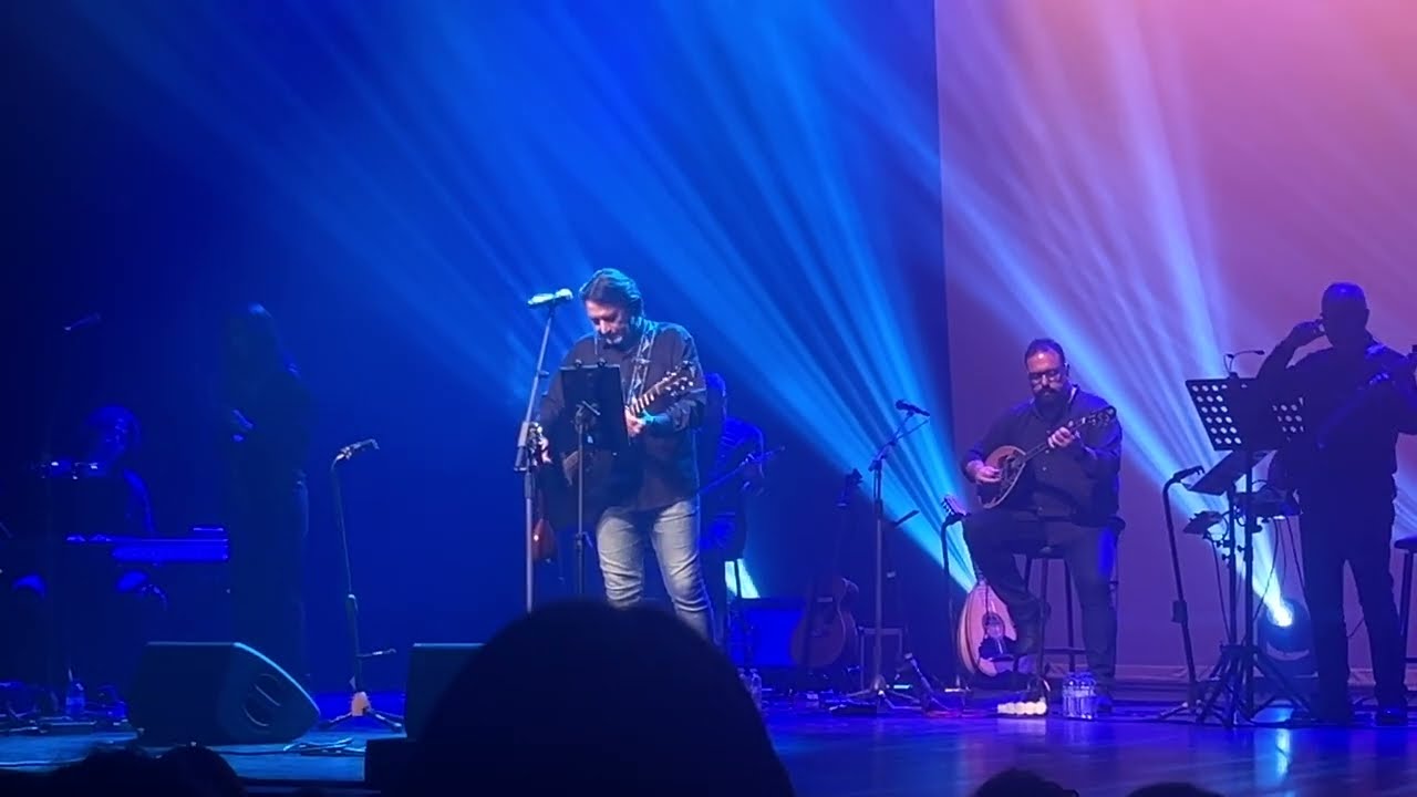 Γιάννης Κότσιρας - Ένα φεγγάρι δρόμος (New Release - Live - Λευκωσία - 25.02.2024)