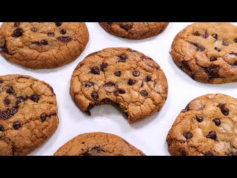 easy& chewy chocolatechip cookies Recipe