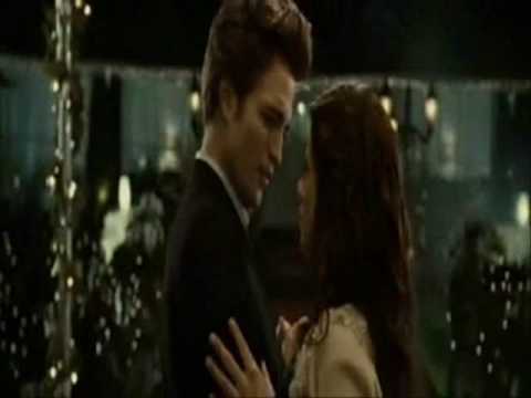 Twilight - Edward and Bella (music by Ning Baizura...