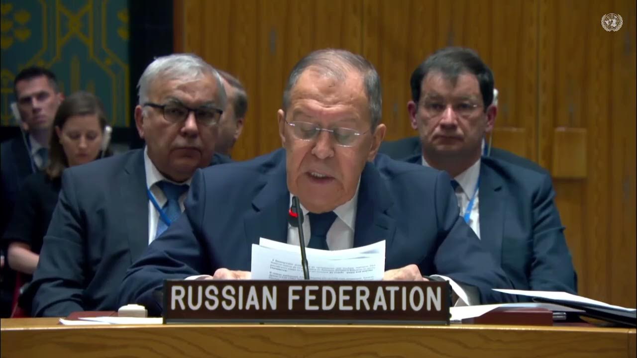 премьер министр степашин в 1999 году. гайдар и черномырдин. премьер министр примаков 1998 год. премьер министр россии михаил касьянов. министры в 1997 году.