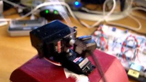 PIC18F2550 Wireless Servo Controller Close-Up