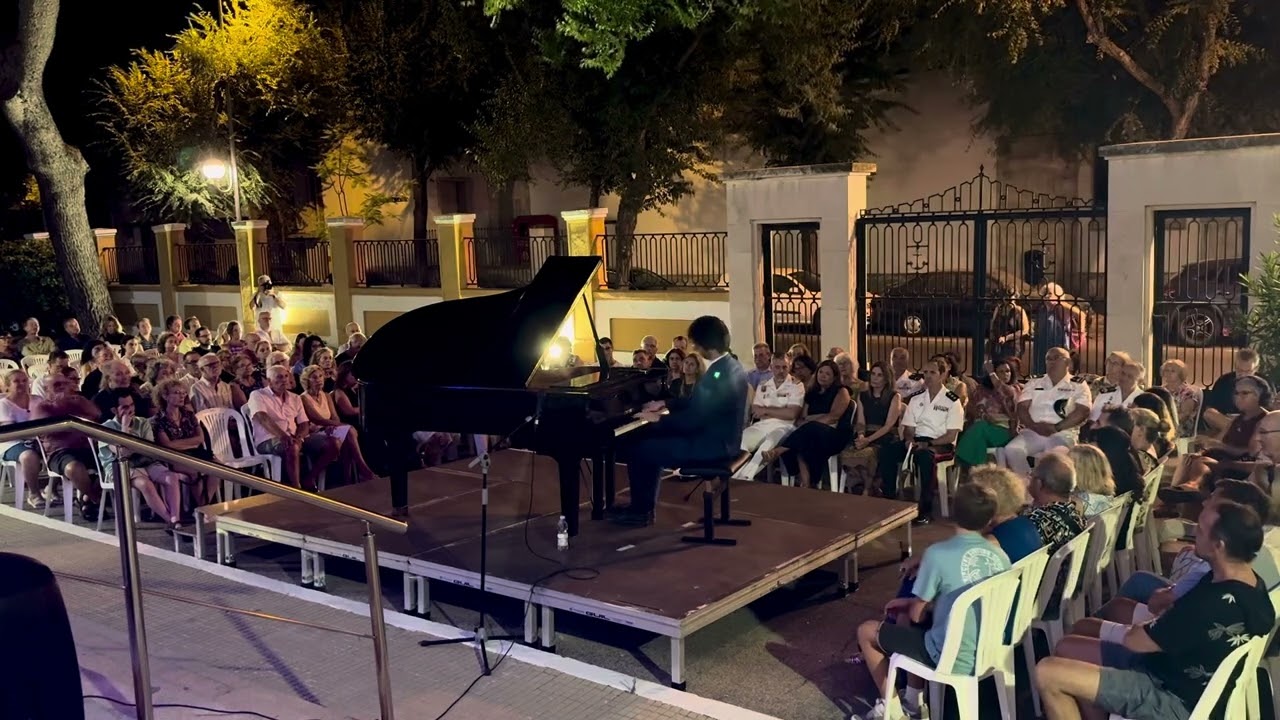 Juan José Sevilla Valencia - Vals Op Póstumo, F. Chopin