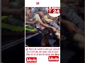 भारी भीड़ और उमस ने ली छात्र की जान! 🚨#viralnews #news #shorts #shortsfeed