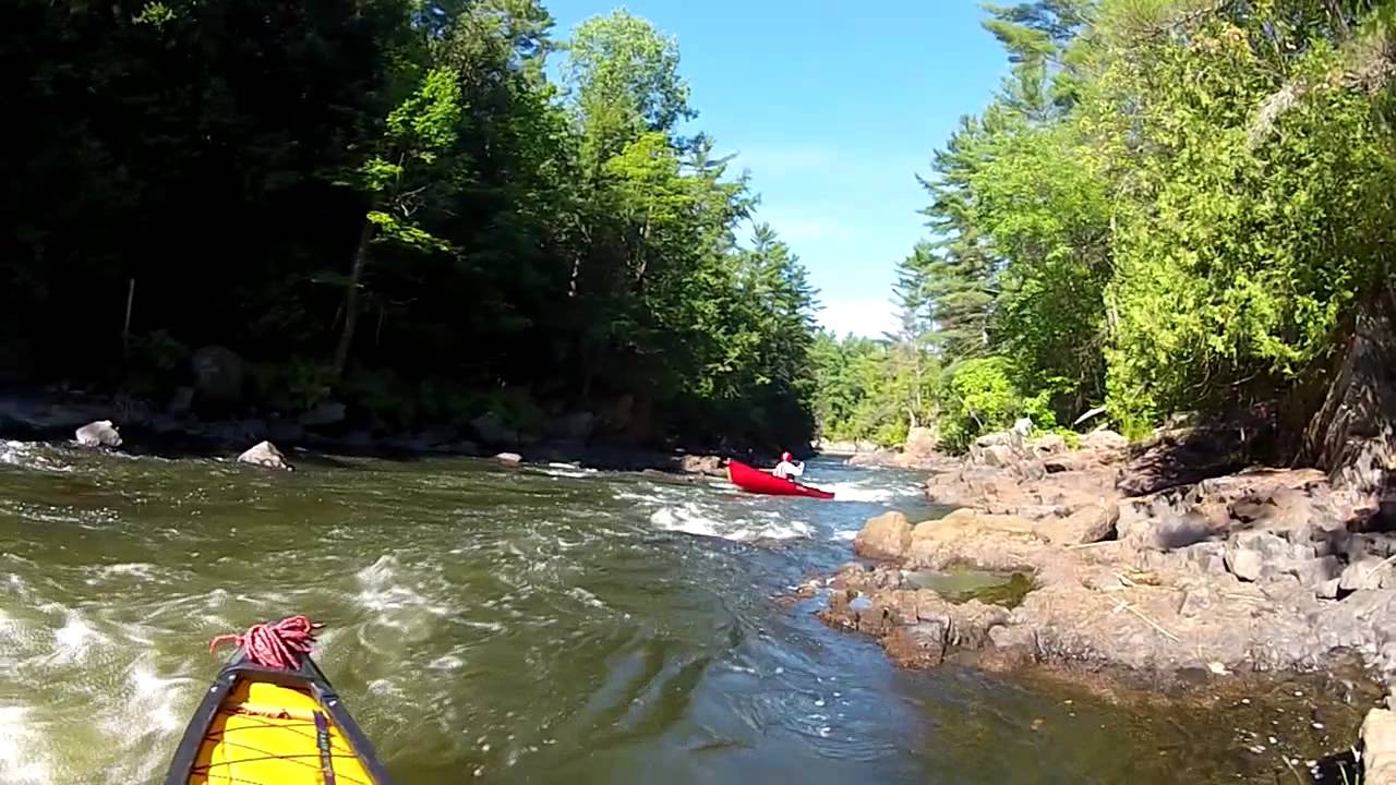 Rivière PetiteNation juillet 2012 YouTube