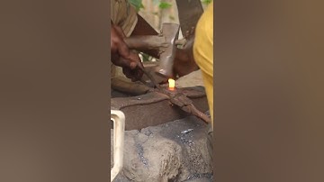 blacksmiths work video #irondesign #youtubeshort #hardworking #metalwork #craftsmanship #viralvideo