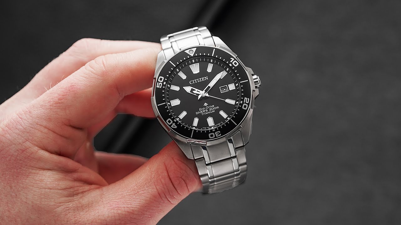 A Titanium Professional Diver's Watch at an Affordable Price - Citizen  Promaster Titanium Diver - YouTube
