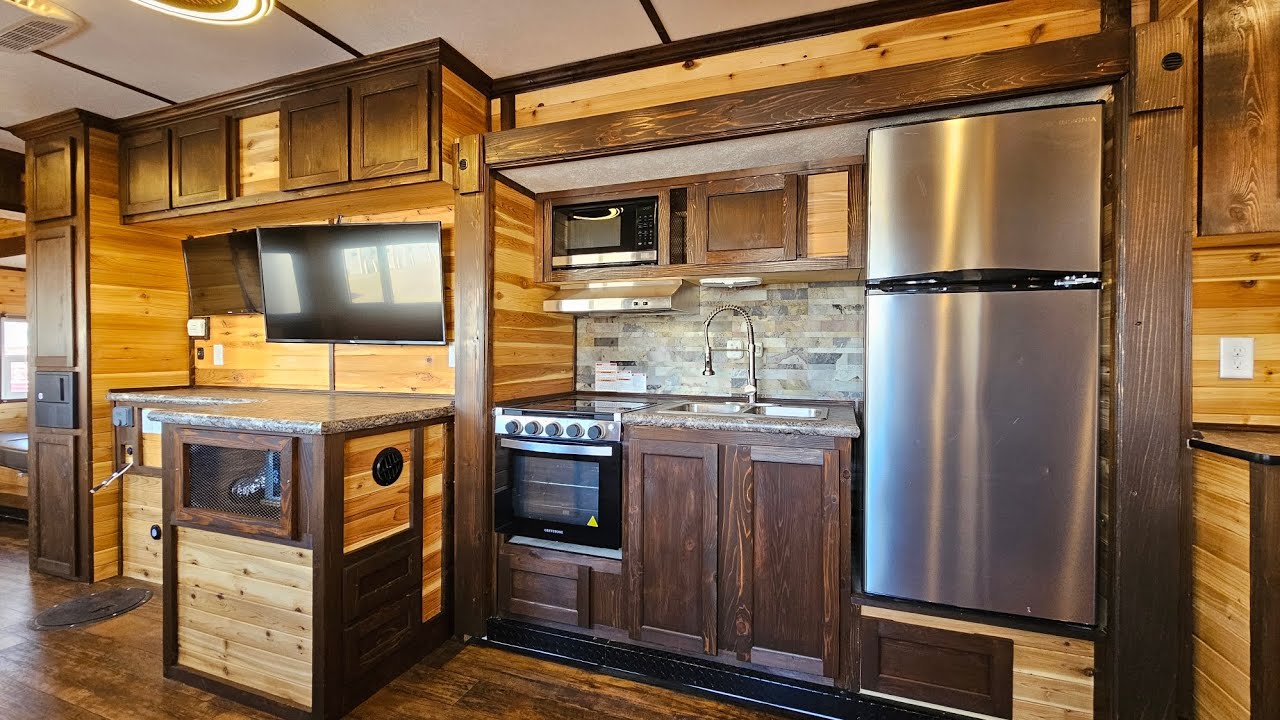 MASSIVE Ice Castle 8'x33' Stub - Four Slideout Two-Tone Stain and Clear - Our BIGGEST PROJECT EVER!