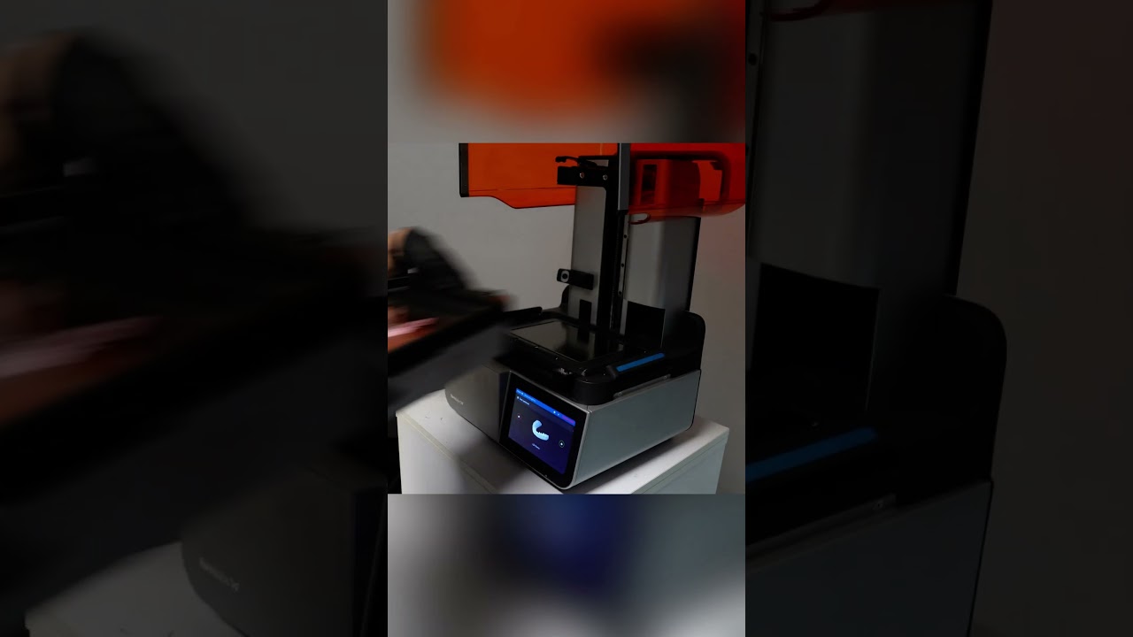 🔁 Swap resin in under 1 minute with the Form 4B