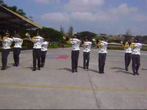 colegio militar TROMPETAS COMIL -2