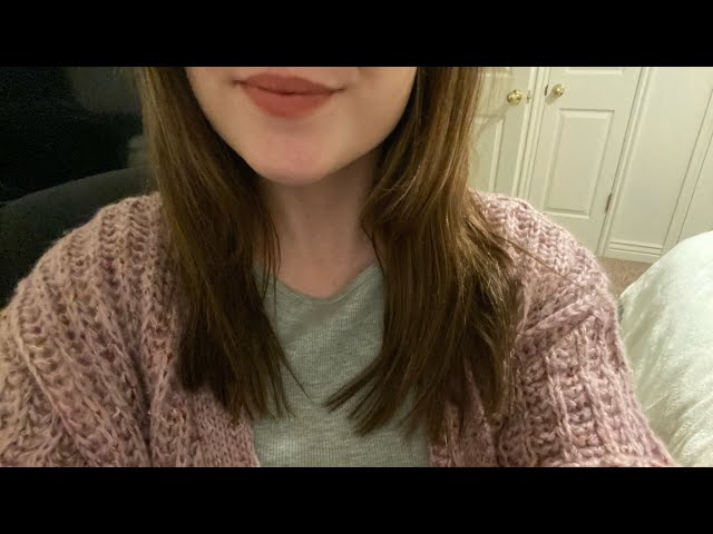 ASMR what’s in my work bag? (whispering, tapping)