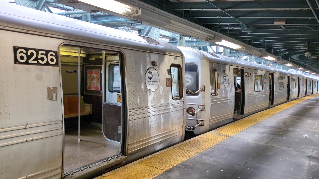 R46 R Train Set NYC Subway: R46