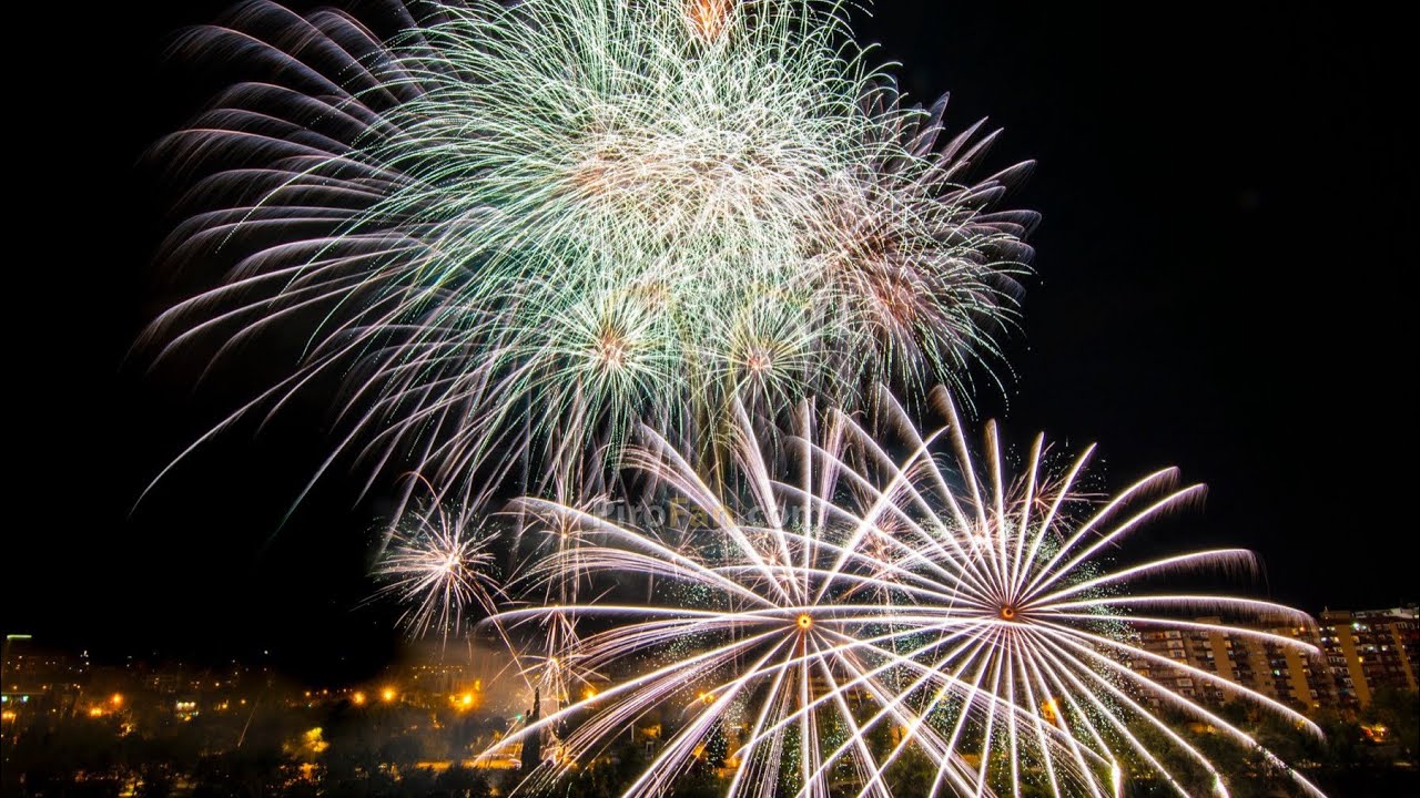 Traca Final de las Fiestas del Pilar 2025 - Pirotecnia Zaragozana