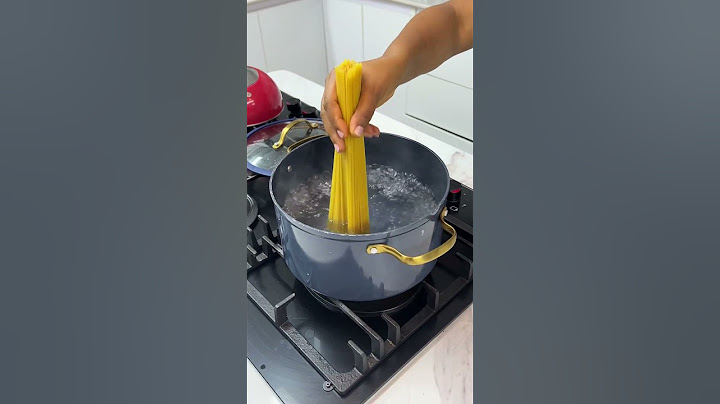 Pls stop.You’ve been cooking spaghetti the wrong way. #shortsafrica #100daysytshorts #shorts