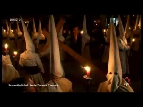 Procesión de la Penitente Hermandad de Jesús Yacente