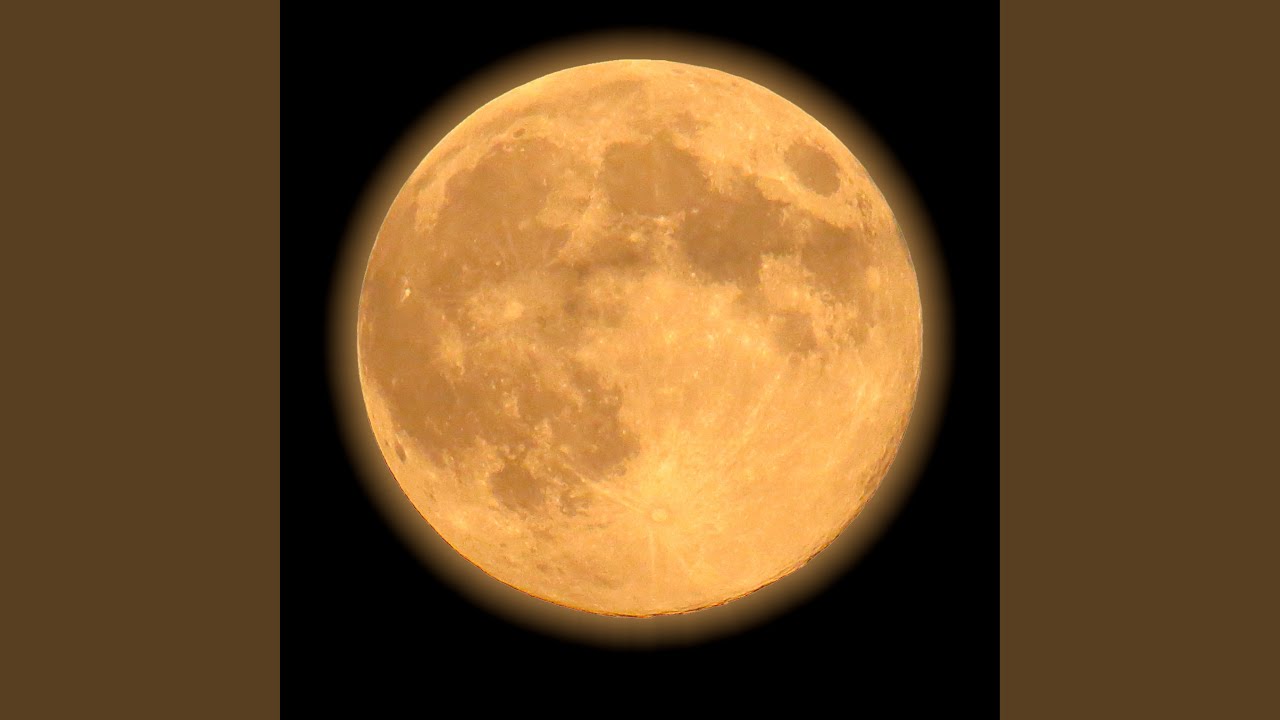 A Lua - YouTube