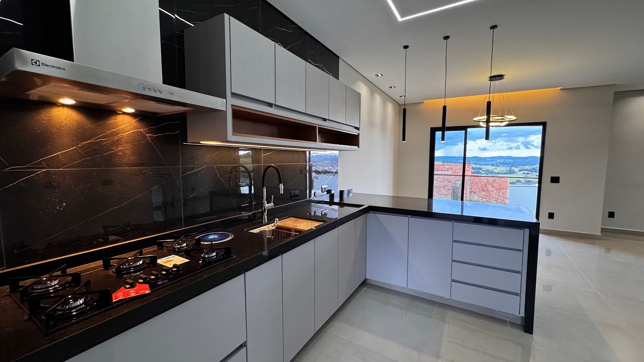 Linda Casa a Venda no Interior de São Paulo, Bragança Paulista SP.