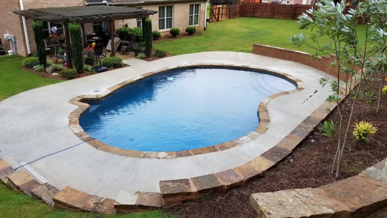 Kidney Shaped Custom Gunite Swimming Pool Build Video Lapse