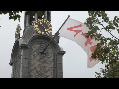 Leidenaar ontdekt verhalen achter vlaggen van studentenhuizen