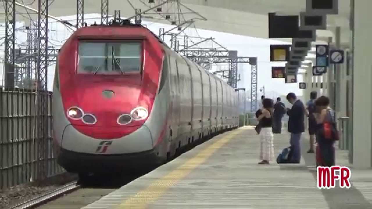 ETR 500 FRECCIAROSSA ed ETR 575 ITALO: arrivi e partenze da REGGIO EMILIA AV MEDIOPADANA.