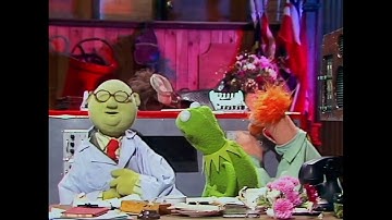 The Muppet Show - 514: Mac Davis - Backstage #1 (1981)