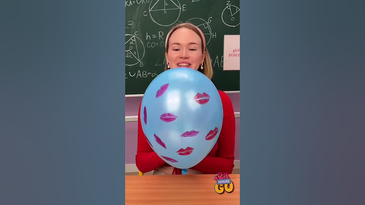 LIPSTICK HACK TO SAVE TIME AT SCHOOL 💋🎈 #makeup #new
