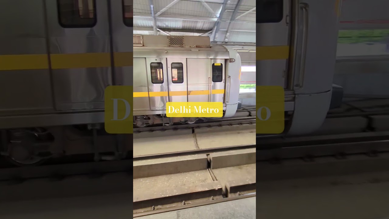 🚇 Delhi Metro Arrival at Station | Fastest Public Transport in India 🇮🇳 | Delhi Metro Travel Vlog