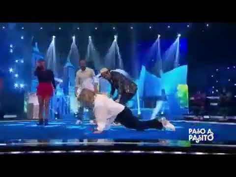 Erika Buenfil perrea en me caigo de risa