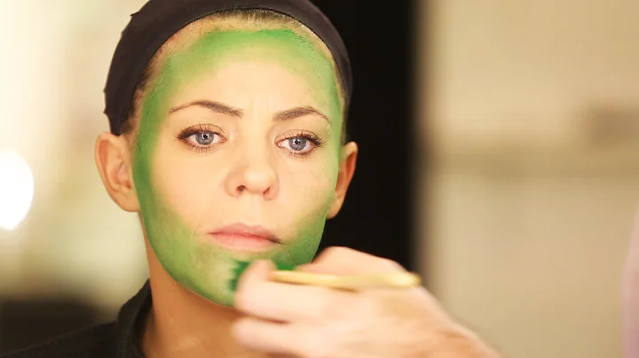 Character Study: WICKED Star Rachel Tucker on Beco...