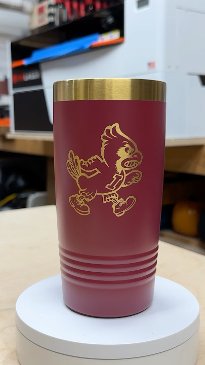 Retro logo tumbler