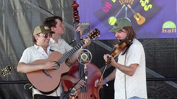 AJ Lee and Blue Summit "I