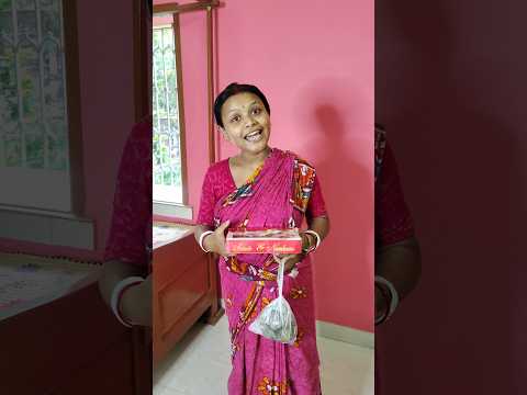 আজ মা তো হঠাৎ করে আমাদের বাড়ি চলে আসলো || #minivlog @Sujoy_Priti