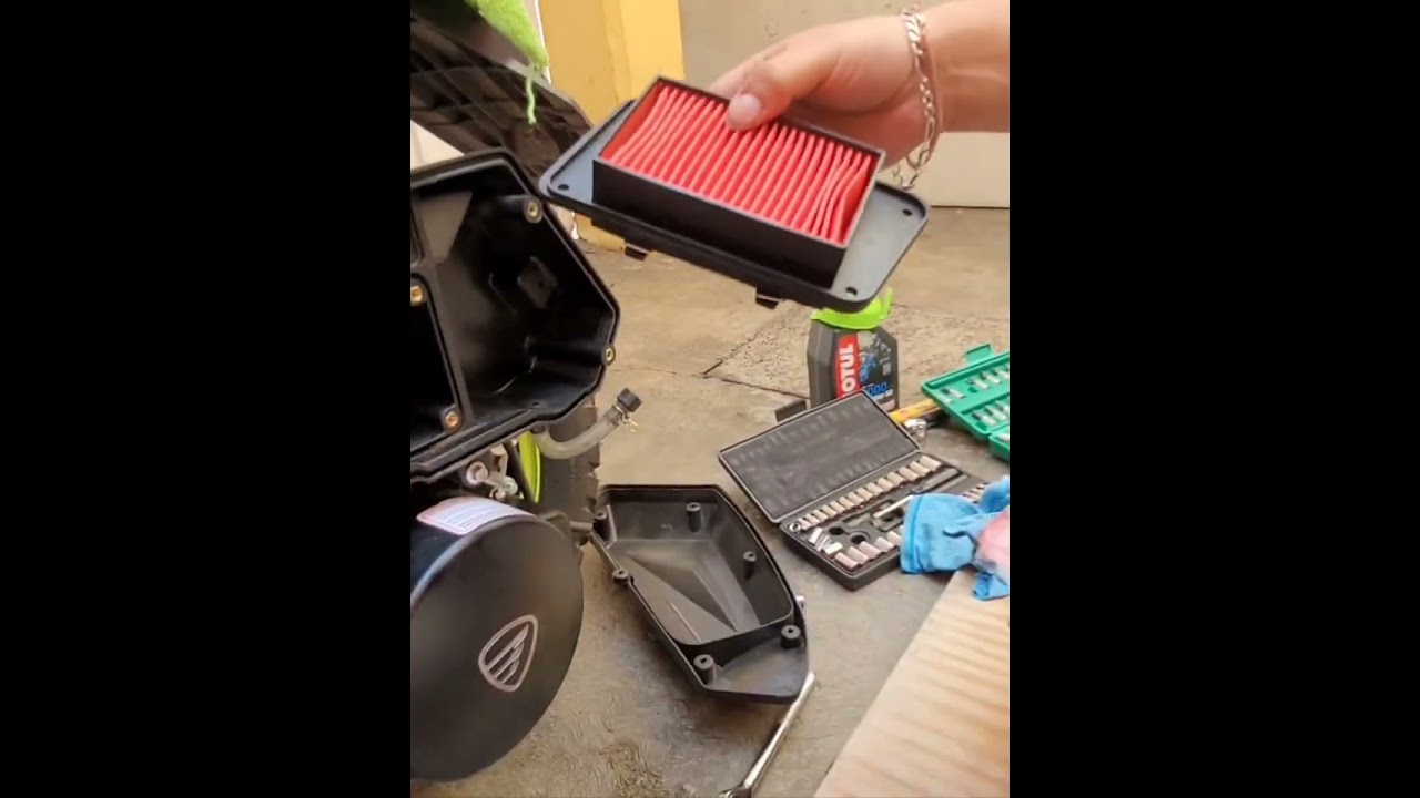 Cambio de aceite, filtros y bujia motoneta ws150 sport