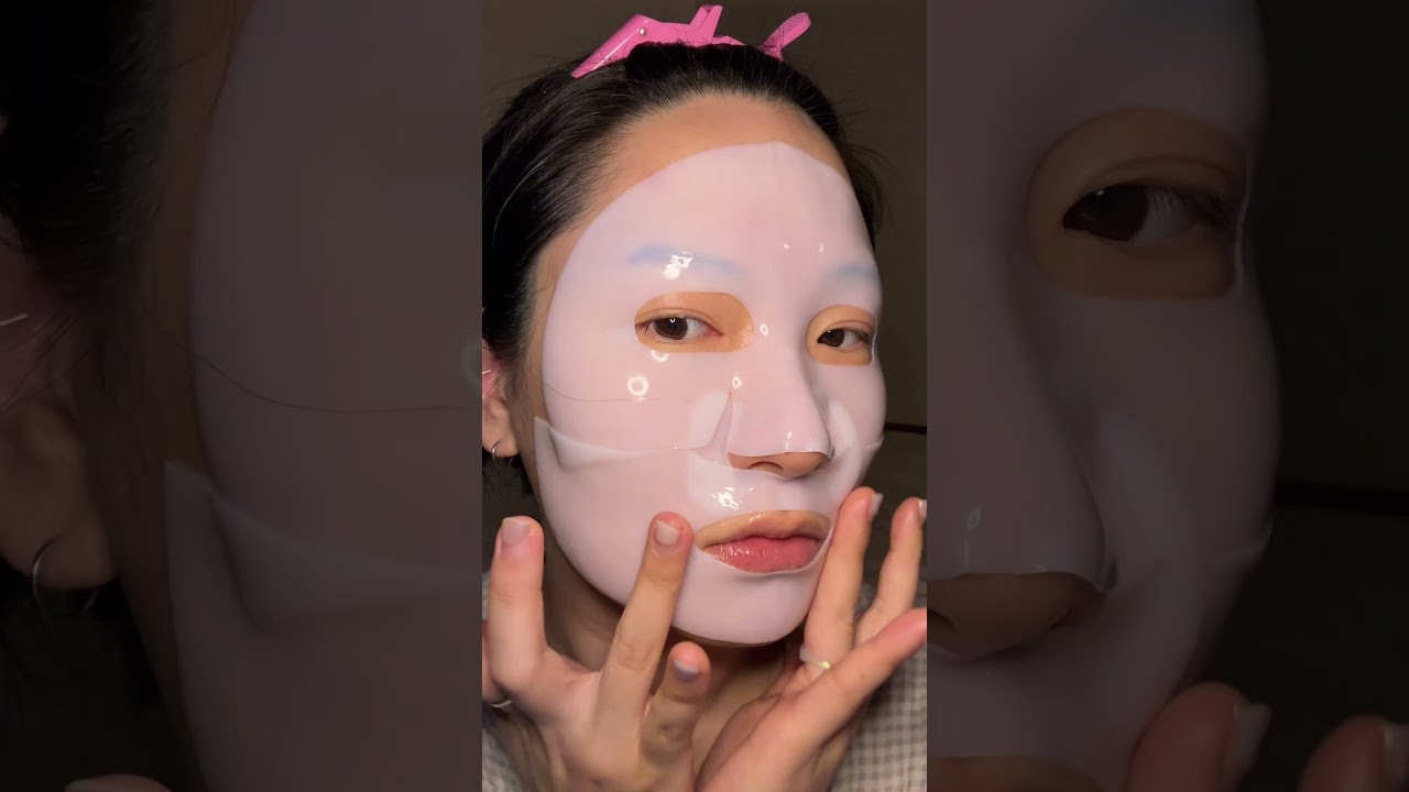 Four hours with this hydrogel mask and you can actually see it working. #kbeauty #koreanskincare