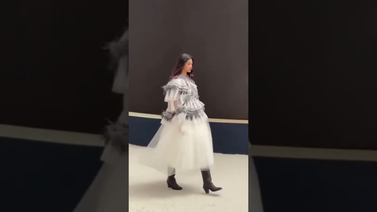 From @chanelofficial Fall 2022 Couture Collection presented in Paris.