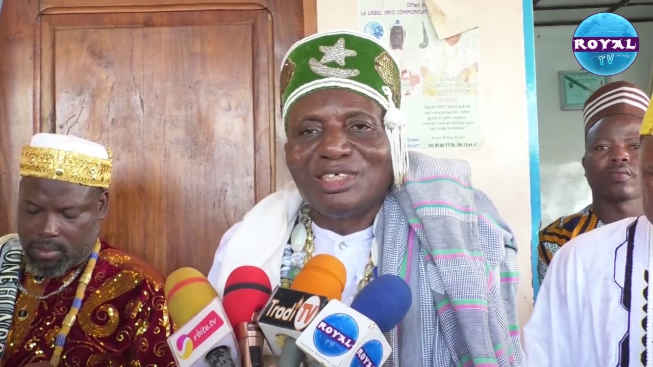 BENIN-RELIGION / LES FIDELES DU THRON KPETO DEKA ALAFIA MOBILISENT DES FONDS