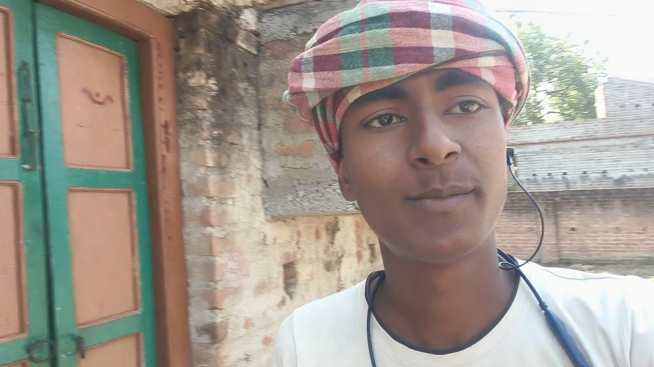 Main kuch Kam ka nahi kyunki  main majduri karta Hu || Majburi Hain Majduri || 