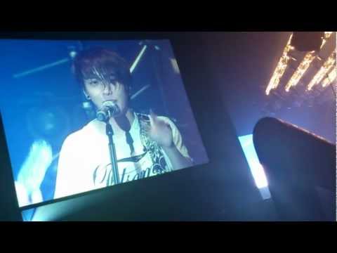 [FANCAM] 250212 CN Blue MinHyuk So Hottttttt!!!!!