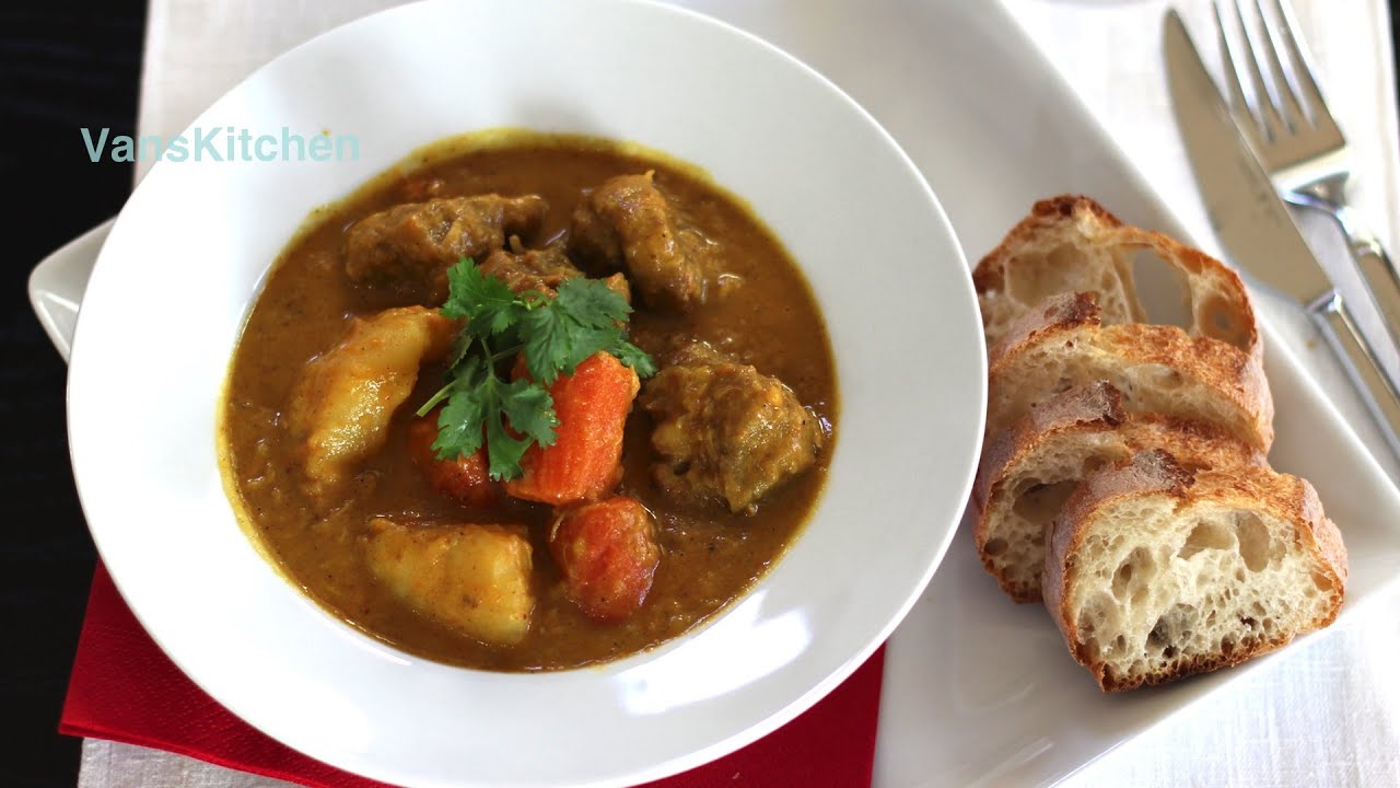 Vietnamese chicken curry (Cà ri gà) - YouTube